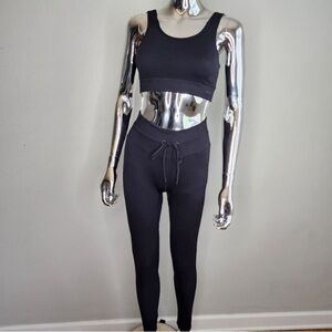 PINK thermal high waisted black workout leggings size S and sports bra size M.